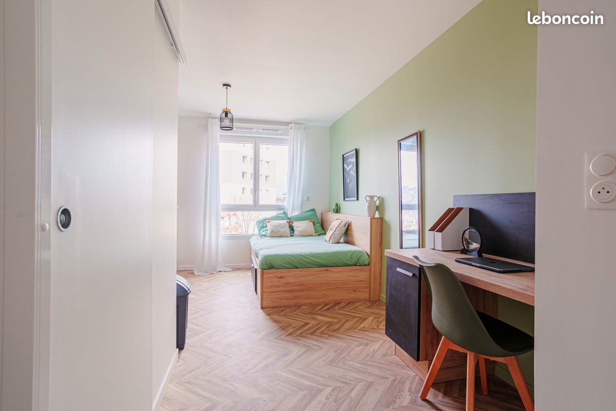 Appartement 1 pièce 13 m² · à Saint-Étienne · 13 m² · 410 €