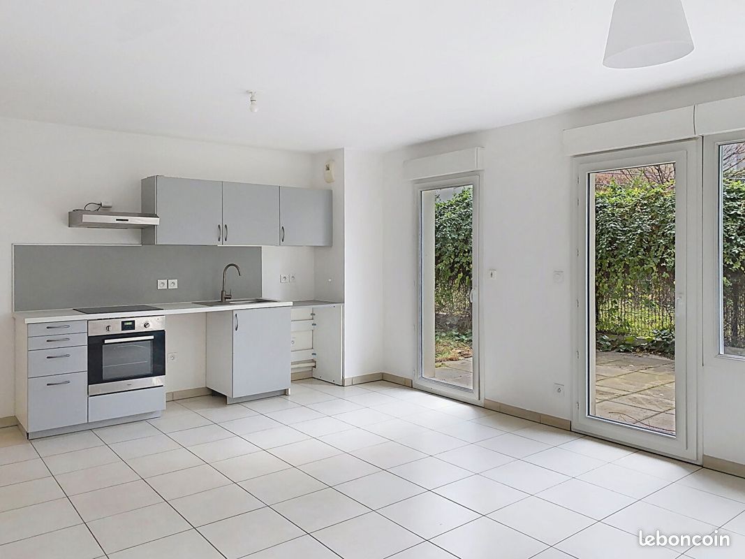 Appartement 3 pièces 66 m² · à Lyon · 66 m² · 990 €/mois