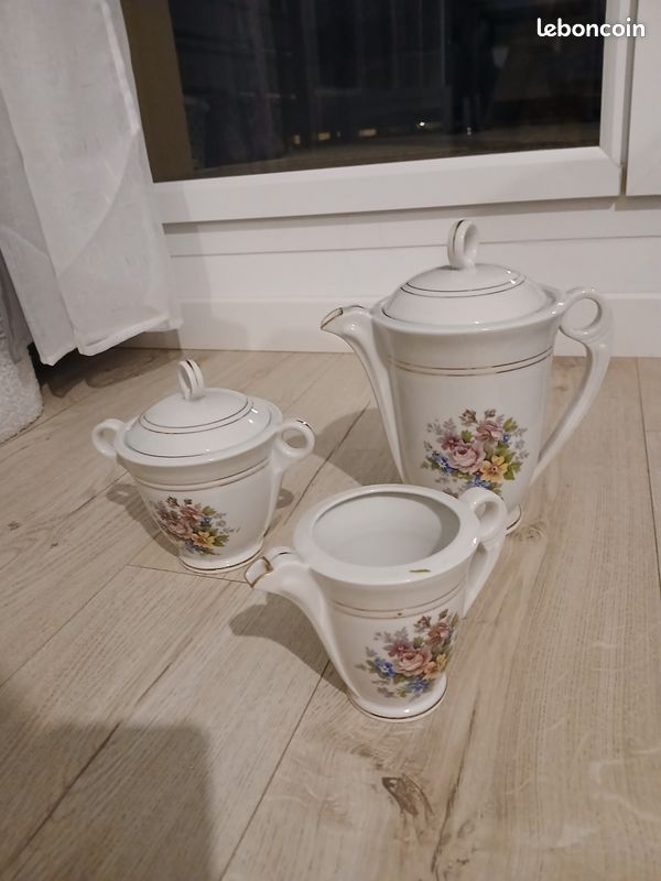 Service trois pièces (image 1)
