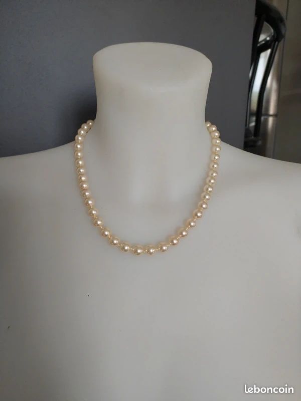 Collier Fantaisie Perle De Nacre - Bijou élégant Et Naturel - Occasion
