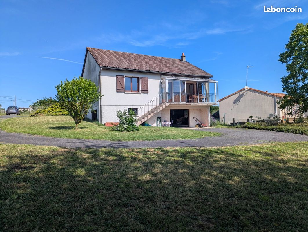 Maison 5 pièces 102 m² · à Montmorillon · 102 m² · 125 000 €