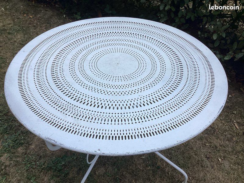 Table en fer forgé (image 3)