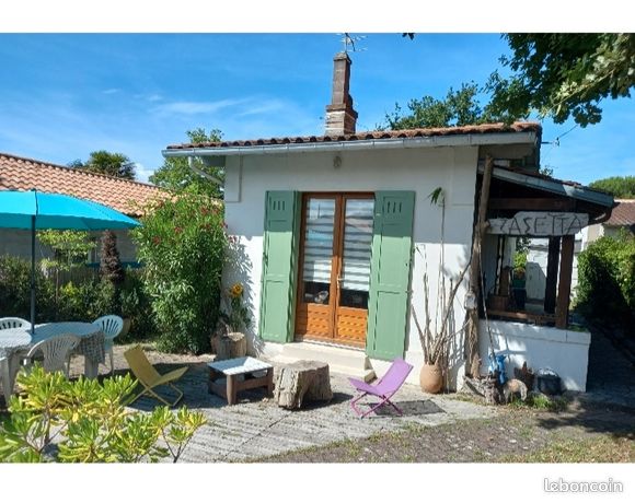 Petite villa dans le parc de Royan