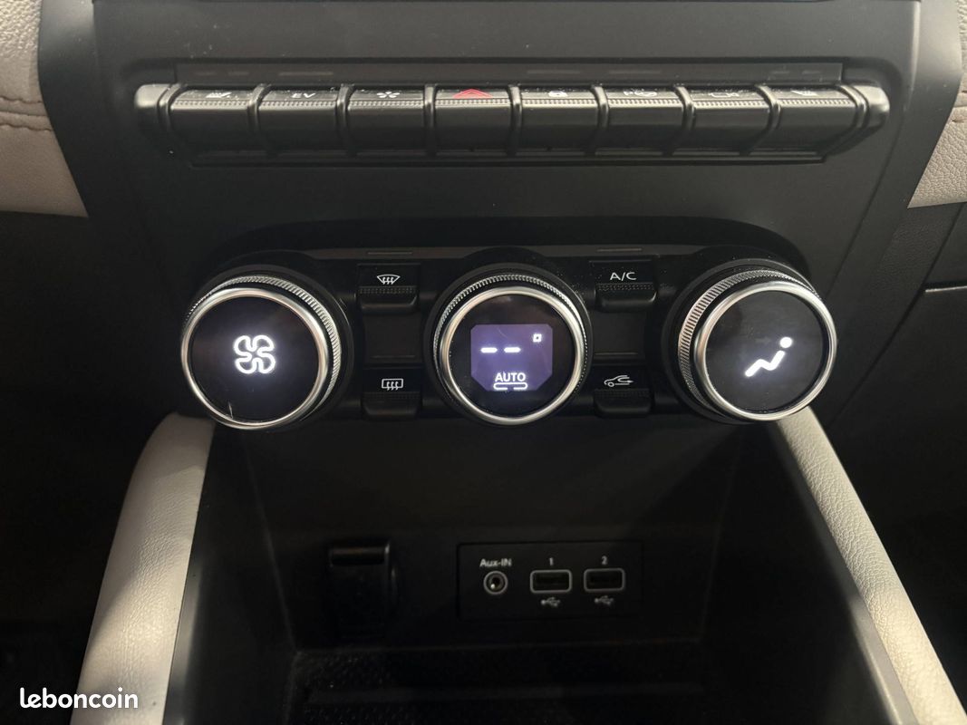 RENAULT Captur E-Tech hybride 145 Equilibre (image 13)