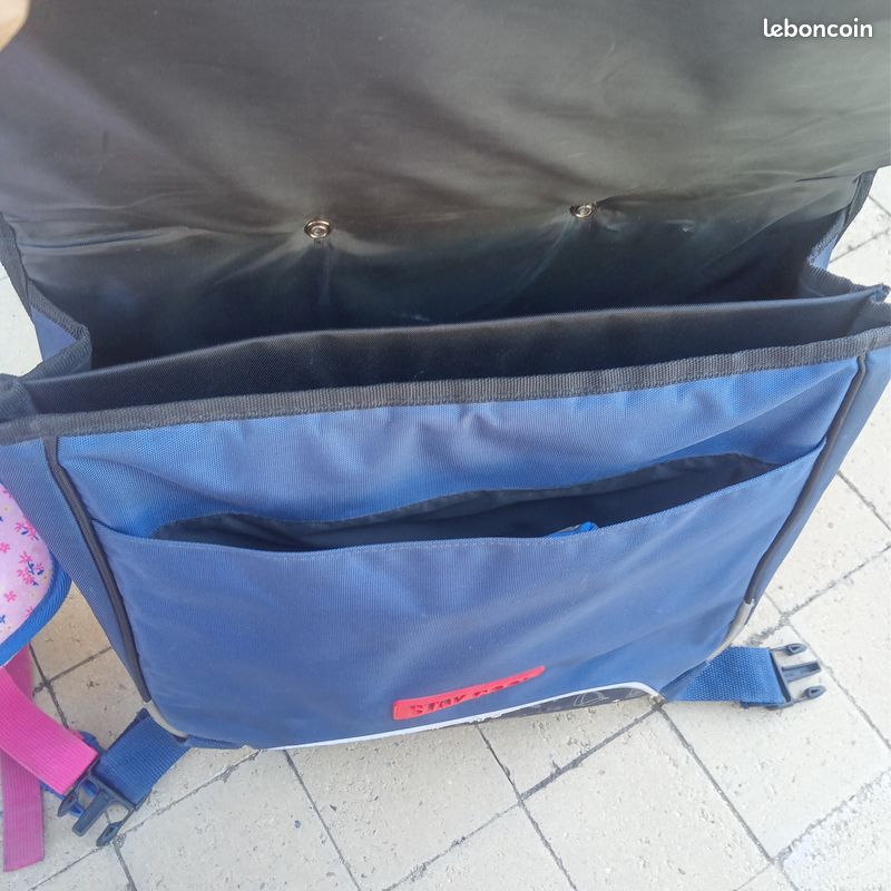 Jolis cartables à roulettes 6/8 ans (image 3)