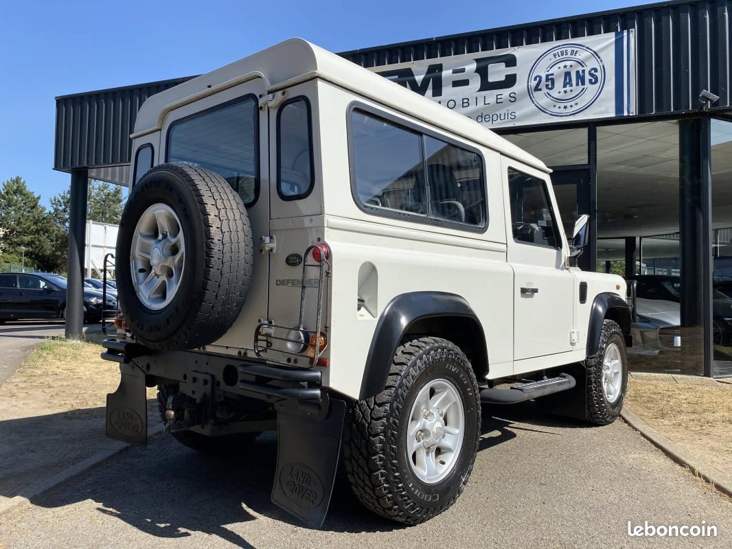 Land Rover Defender II HT 90 2.4 TD E (image 9)