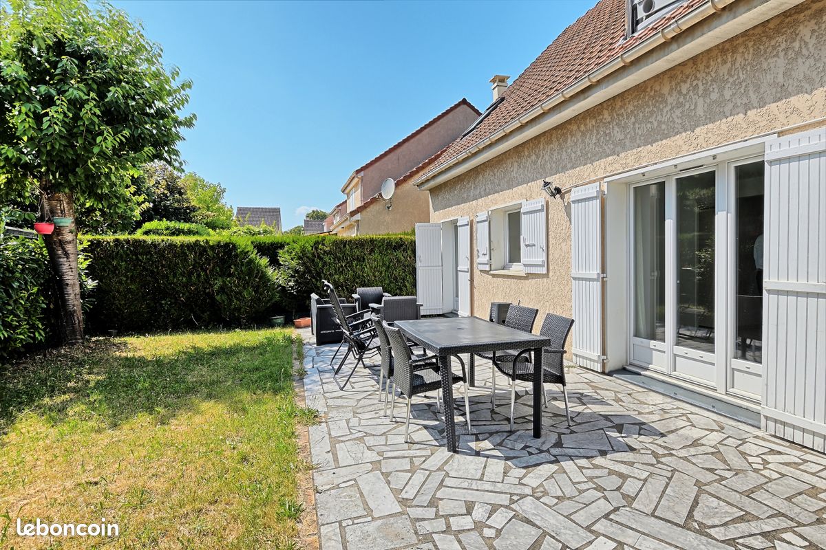 Maison 5 pièces 115 m² · à Montmagny · 115 m² · 368 000 €