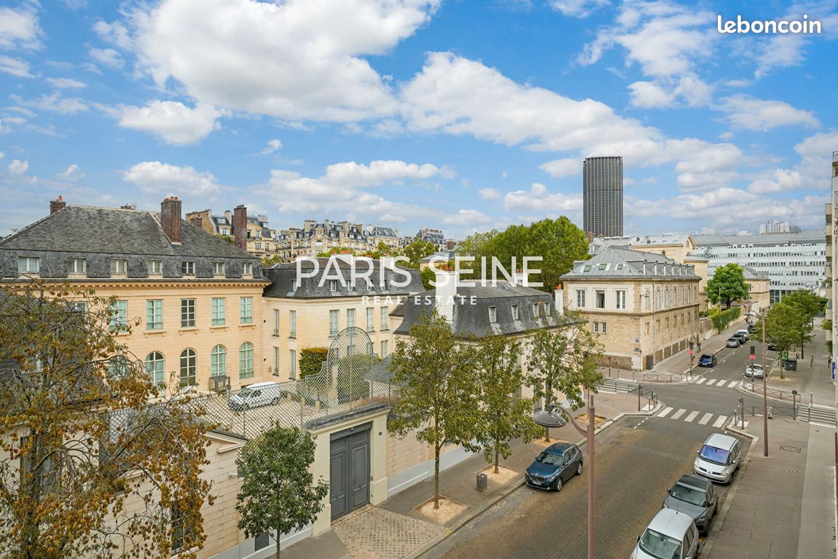 Appartement 3 pièces 84 m² · à Paris · 84 m² · 3 030 €/mois