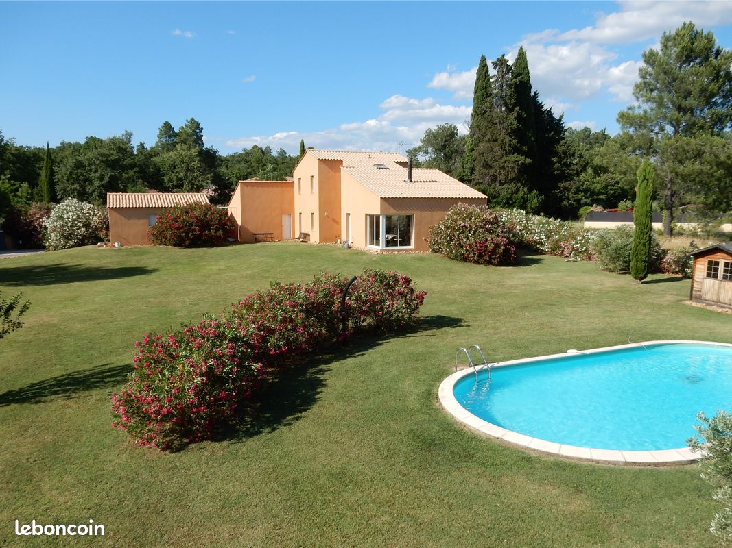 Maison 10 pièces 189 m² · à Uzès · 189 m² · 595 000 €