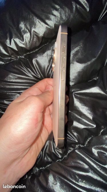 IPhone 16 pro (image 2)