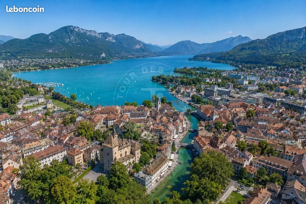 Appartement 4 pièces 107 m² · à Annecy · 107 m² · 815 000 €