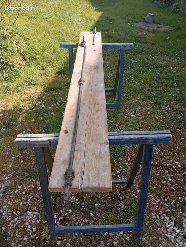 Crémone en applique 220 cm (image 1)