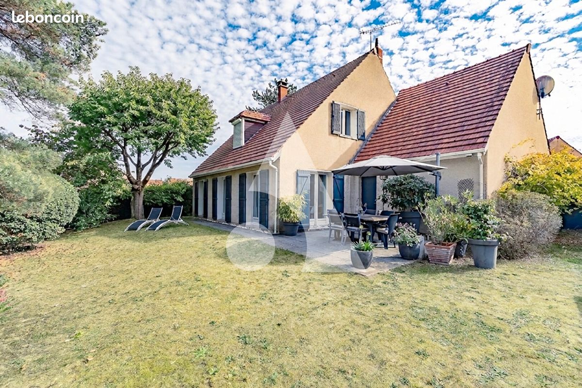 Maison 6 pièces 147 m² · à La Chapelle-en-Serval · 147 m² · 459 000 €