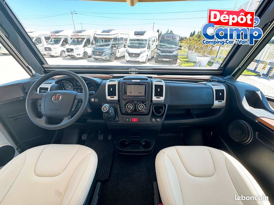 Camping-car intégral AUTOSTAR PASSION i730 LC - Première main (image 10)
