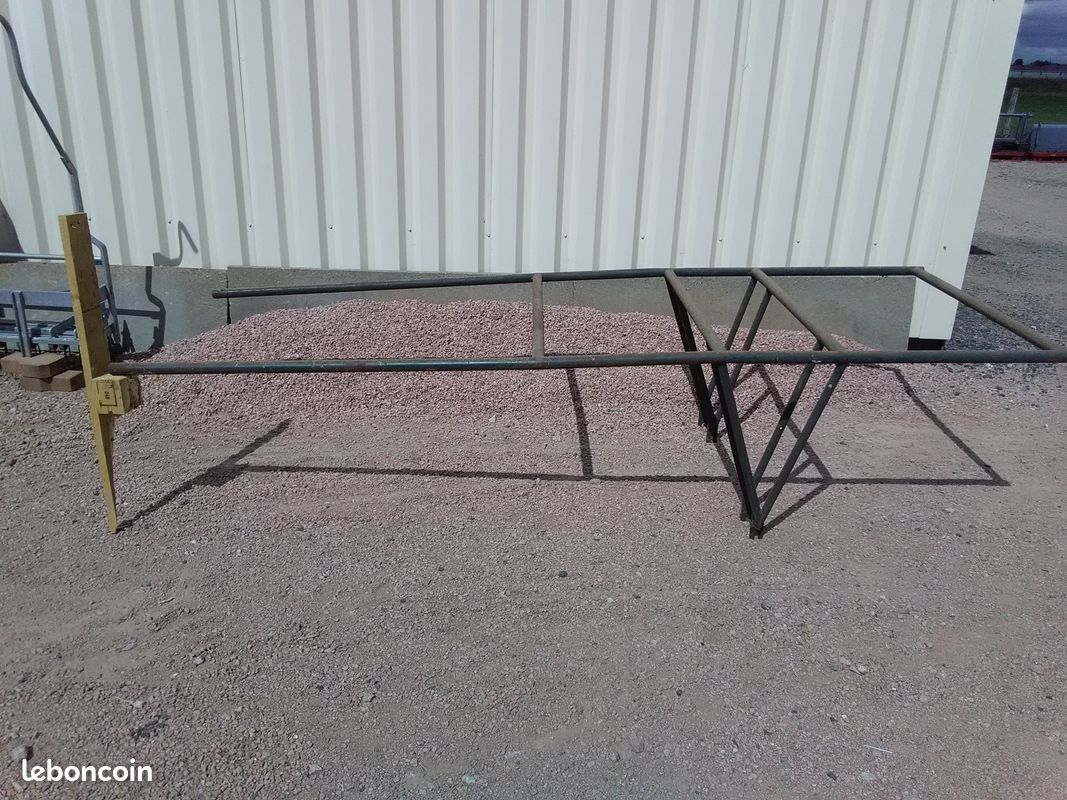 Chassis (image 1)