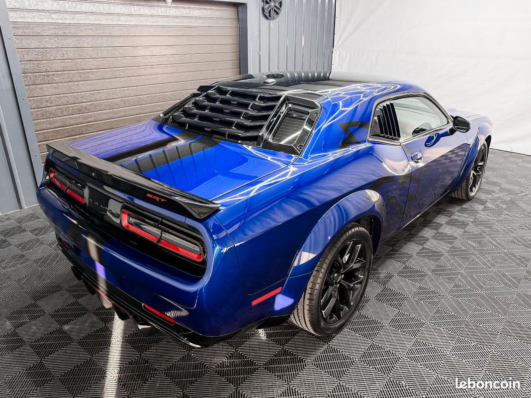 Dodge CHALLENGER Widebody Look V6 3.6 306 ch – CarPlay – Caméra – Cuir (image 22)