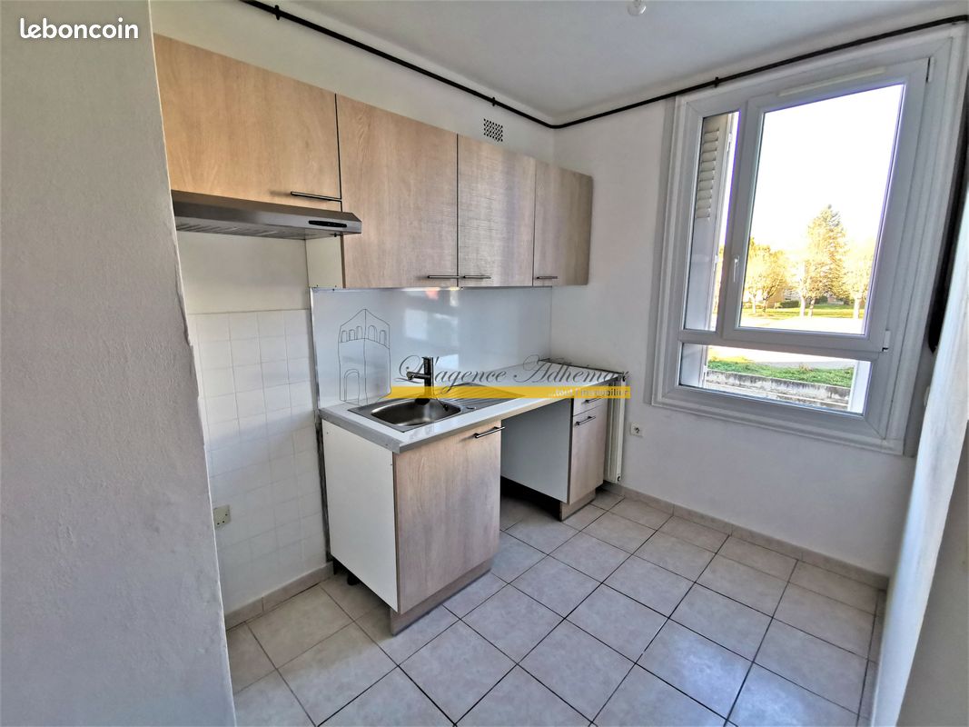 Appartement 3 pièces 57 m² · à Montélimar · 57 m² · 650 €