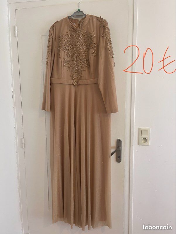 Robe de mariage (image 1)