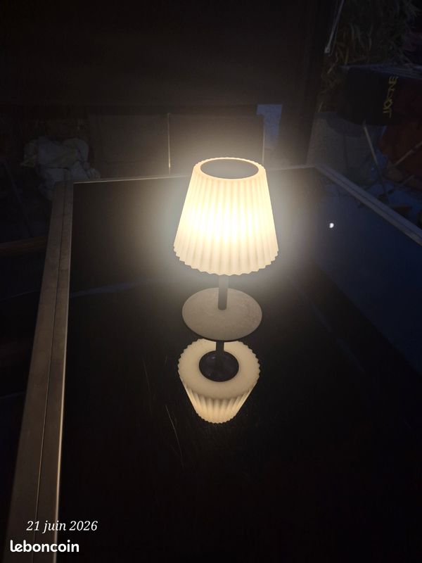 Lampe de table solaire extérieur (image 2)