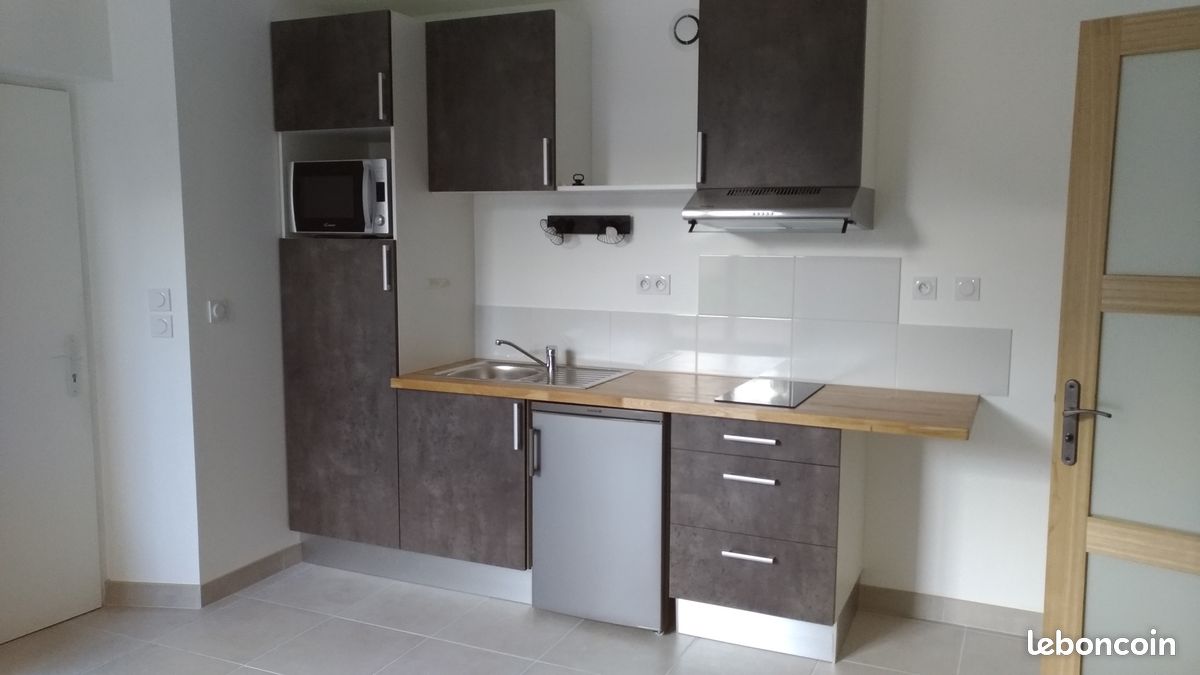 Appartement 1 pièce 25 m² · à Limoges · 25 m² · 415 €