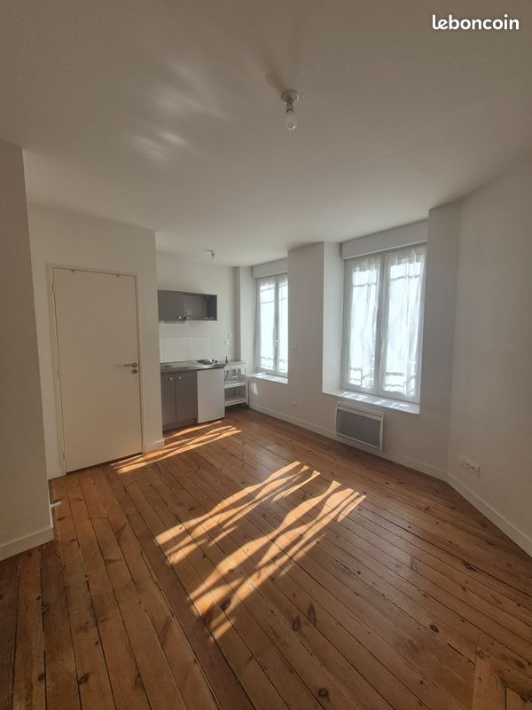 Appartement 1 pièce 18 m² · à Laval · 18 m² · 420 €/mois