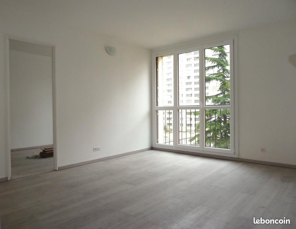 Appartement 3 pièces 56 m² · à Ivry-sur-Seine · 56 m² · 240 000 €
