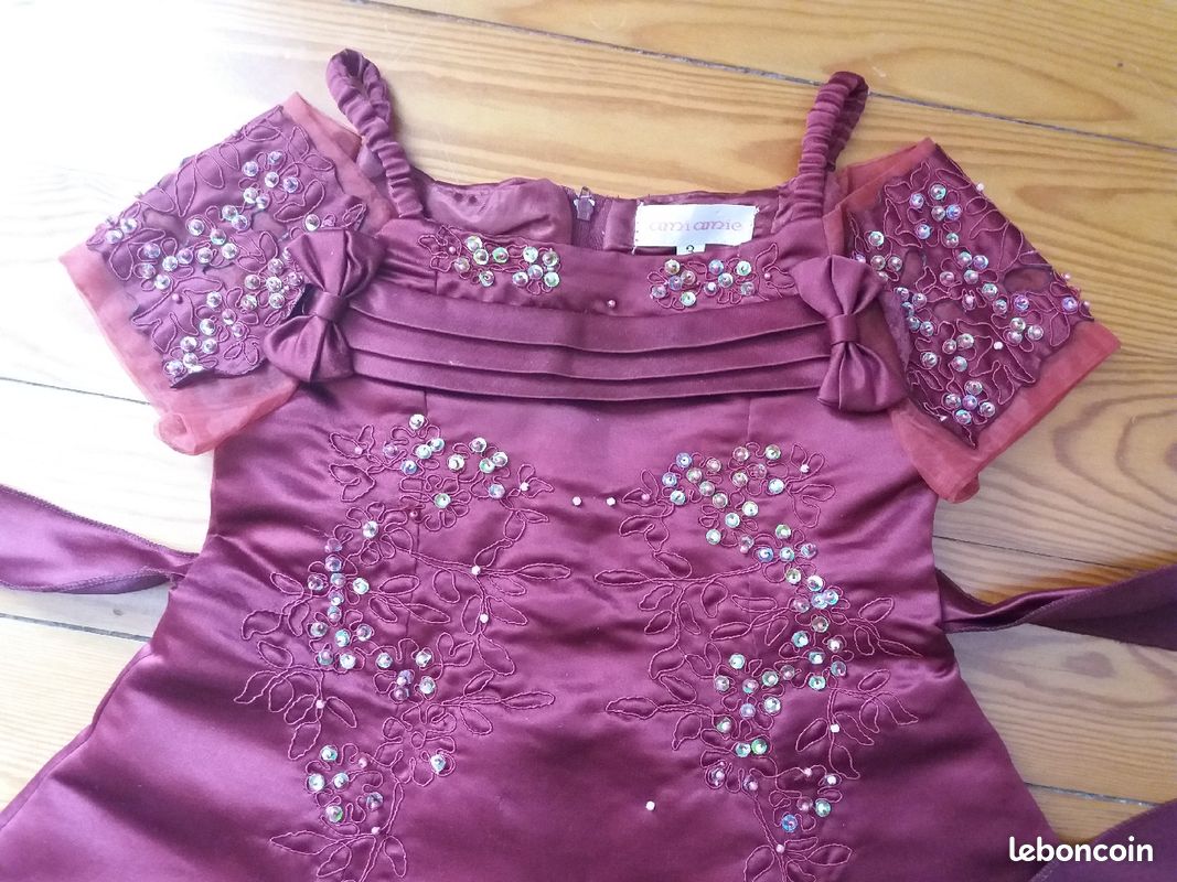 Robe de cérémonie Taille 2-4ans Neuve (image 2)