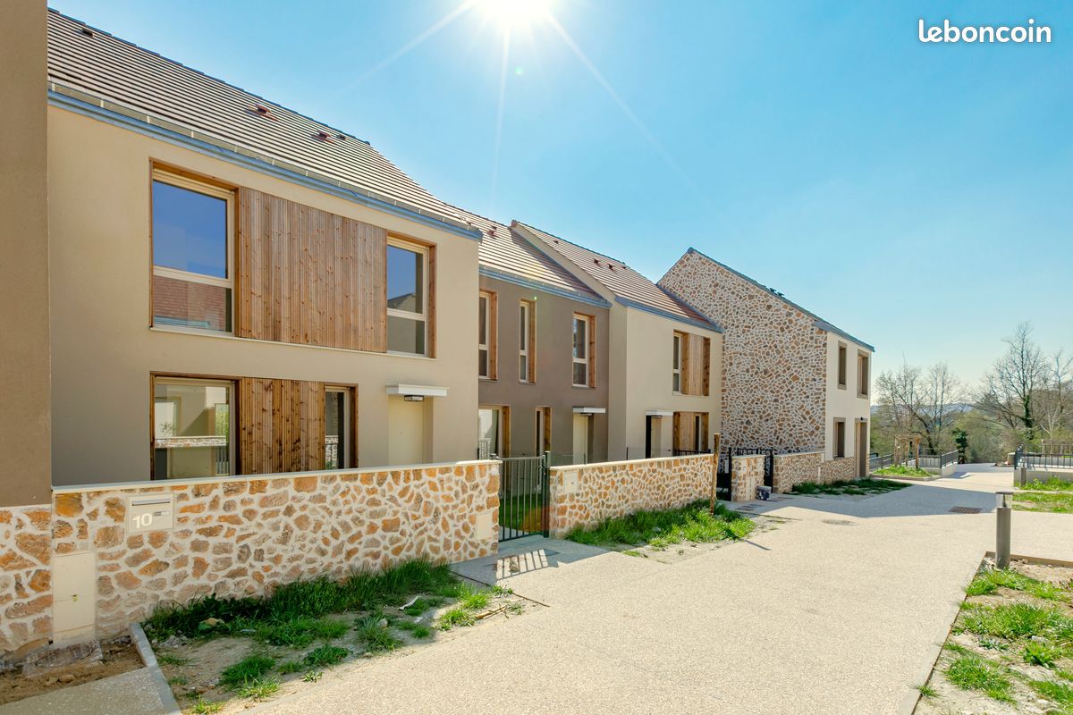 Maison 5 pièces 95 m² · à Saint-Chéron · 95 m² · 352 900 €
