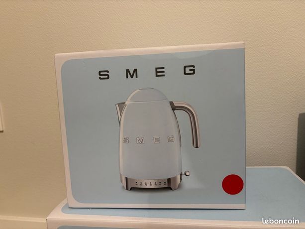 Smeg Grille pain TSF03PBEU | Livré demain - Krëfel