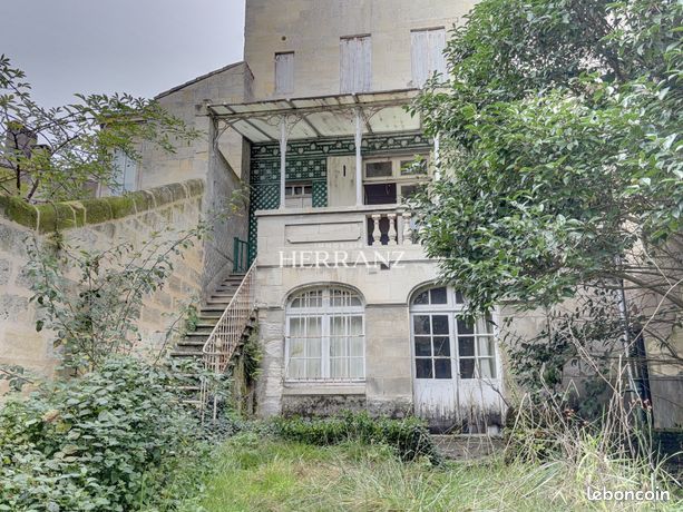 Appartement 6 pièces 182 m²