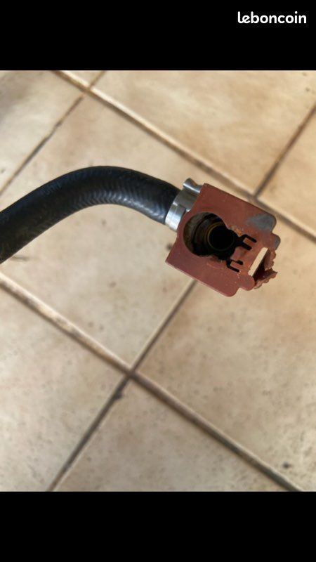 Tuyau durite carburant 250 YZF 14-18 (image 2)