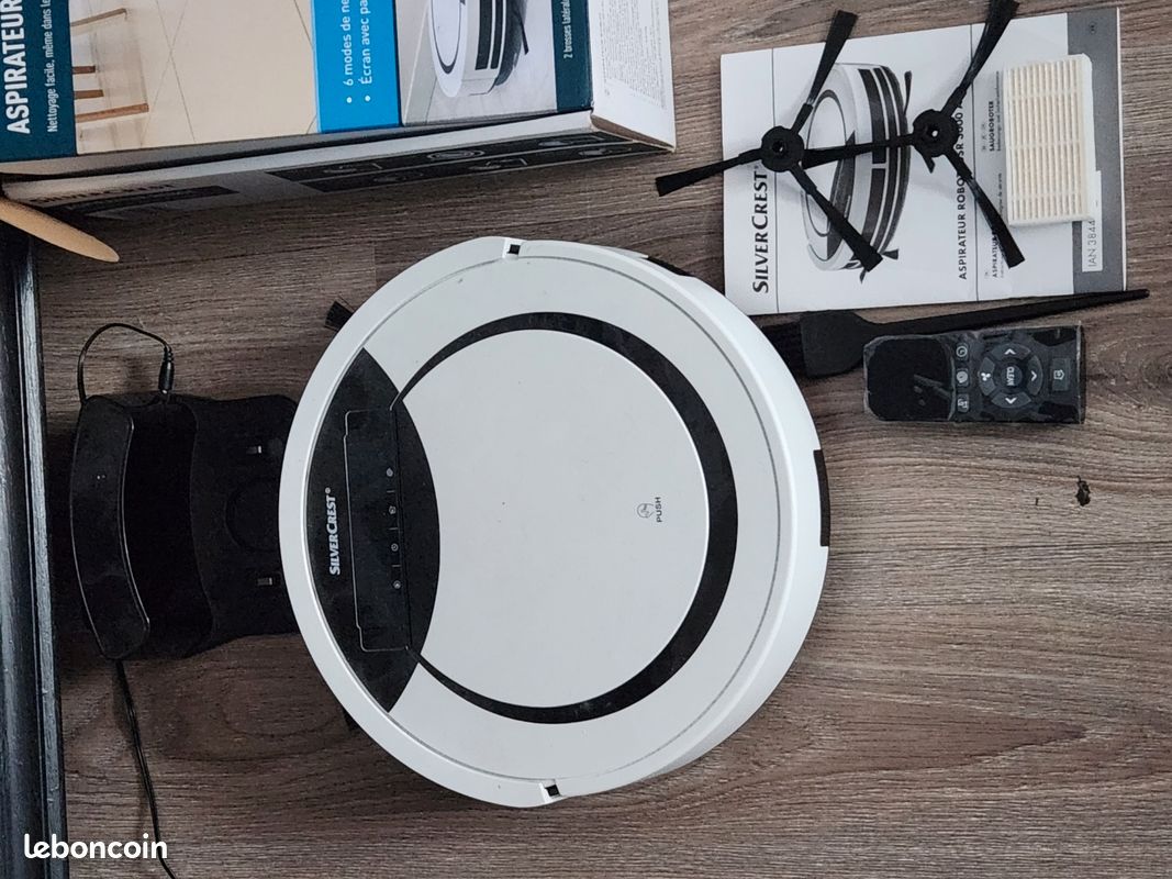 Aspirateur robot (image 1)