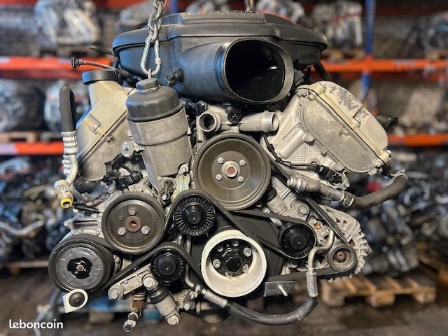 Moteur bmw m3 s65b40a (image 2)
