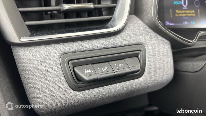 Renault Clio 1.6 E-Tech 145ch full hybrid Evolution (image 28)