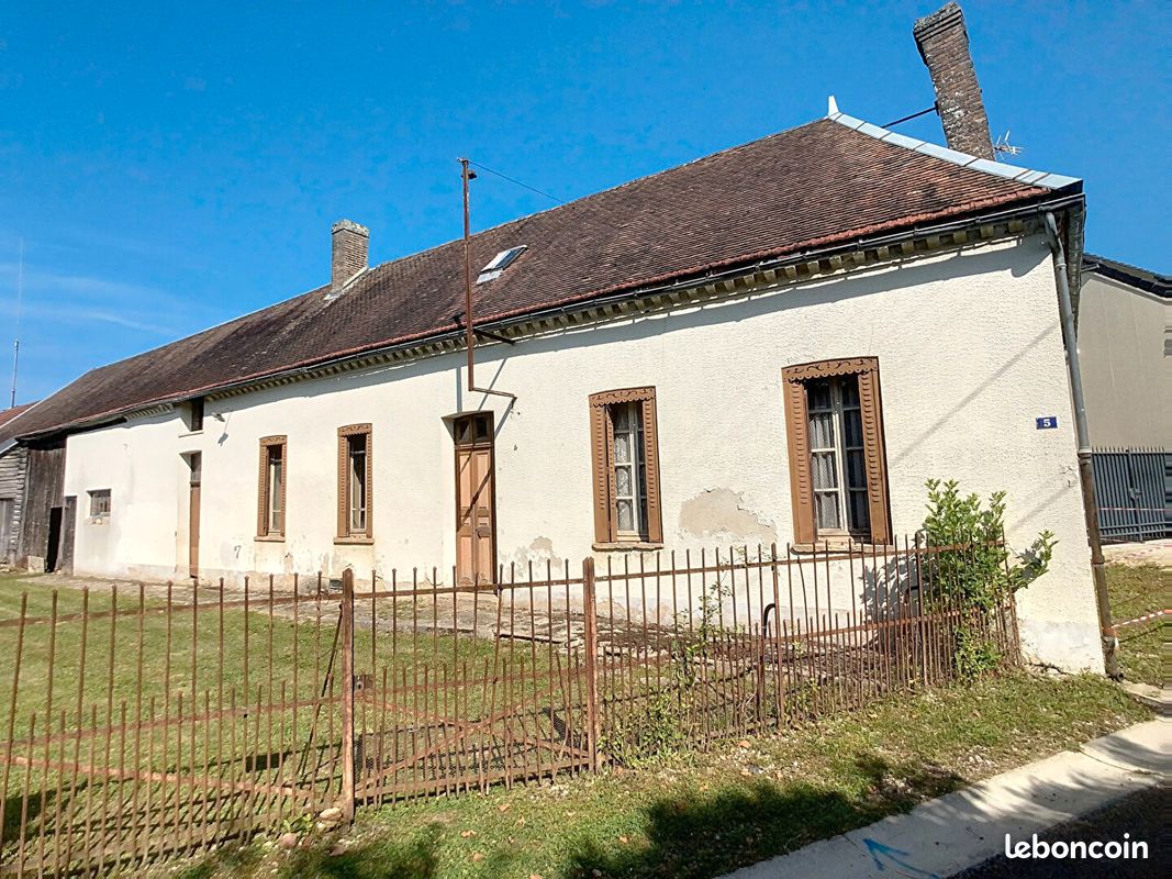 Maison 3 pièces 63 m² · à Aix-Villemaur-Pâlis · 63 m² · 49 000 €
