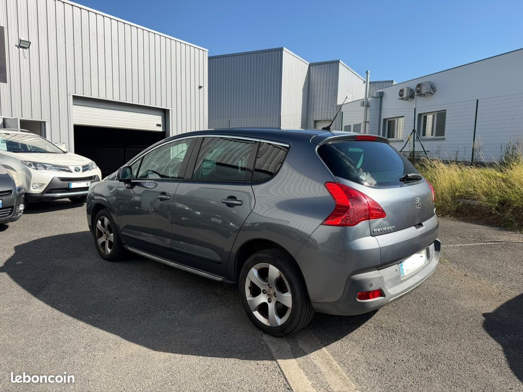PEUGEOT 3008 1.6 HDI 16V 112 CV FELINE Garantie (image 4)