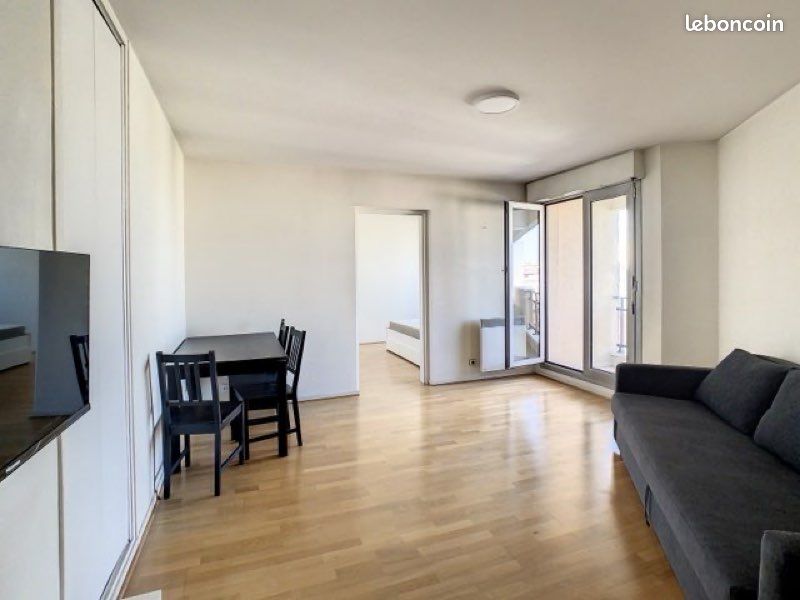 Appartement 2 pièces 45 m² · à Joinville-le-Pont · 45 m² · 1 200 €