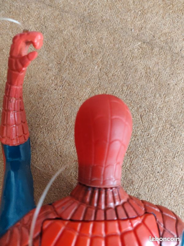 Spider-Man - Spider-Man in Symbiote Suit GITD - figurine POP 725 POP! MARVEL - Prix & Rareté