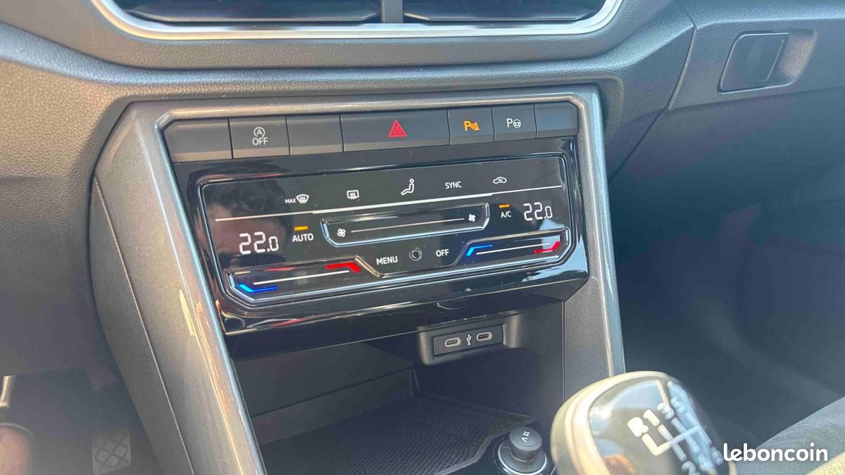Volkswagen T-Roc 1.5 TSI EVO2 150 Start/Stop BVM6 Style (image 21)