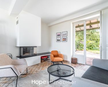 Maison 860 000 € - 215 m²