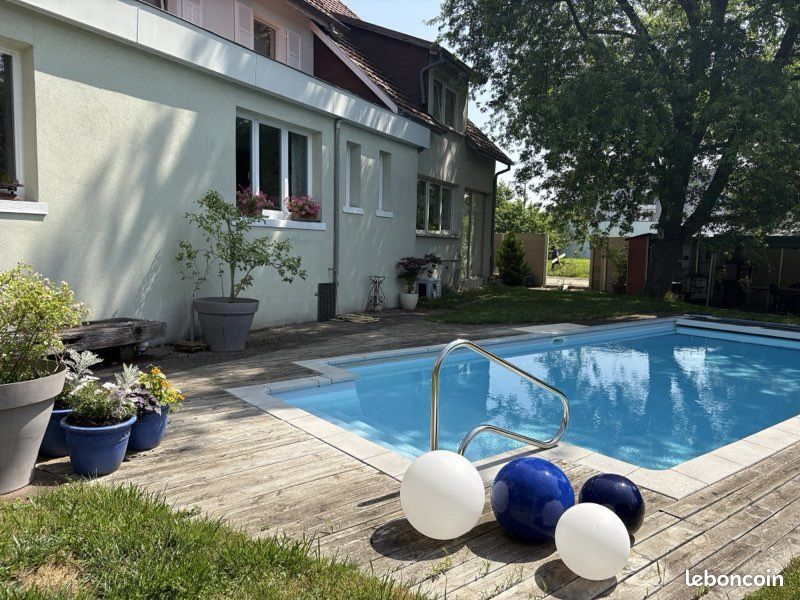 Maison 8 pièces 208 m² · à Cernay · 208 m² · 390 000 €