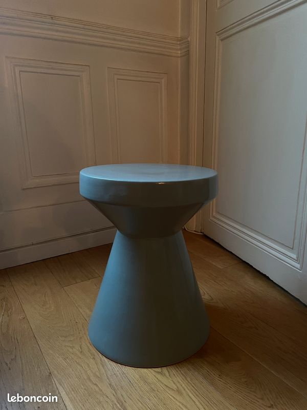 Table d’appoint Design (image 1)