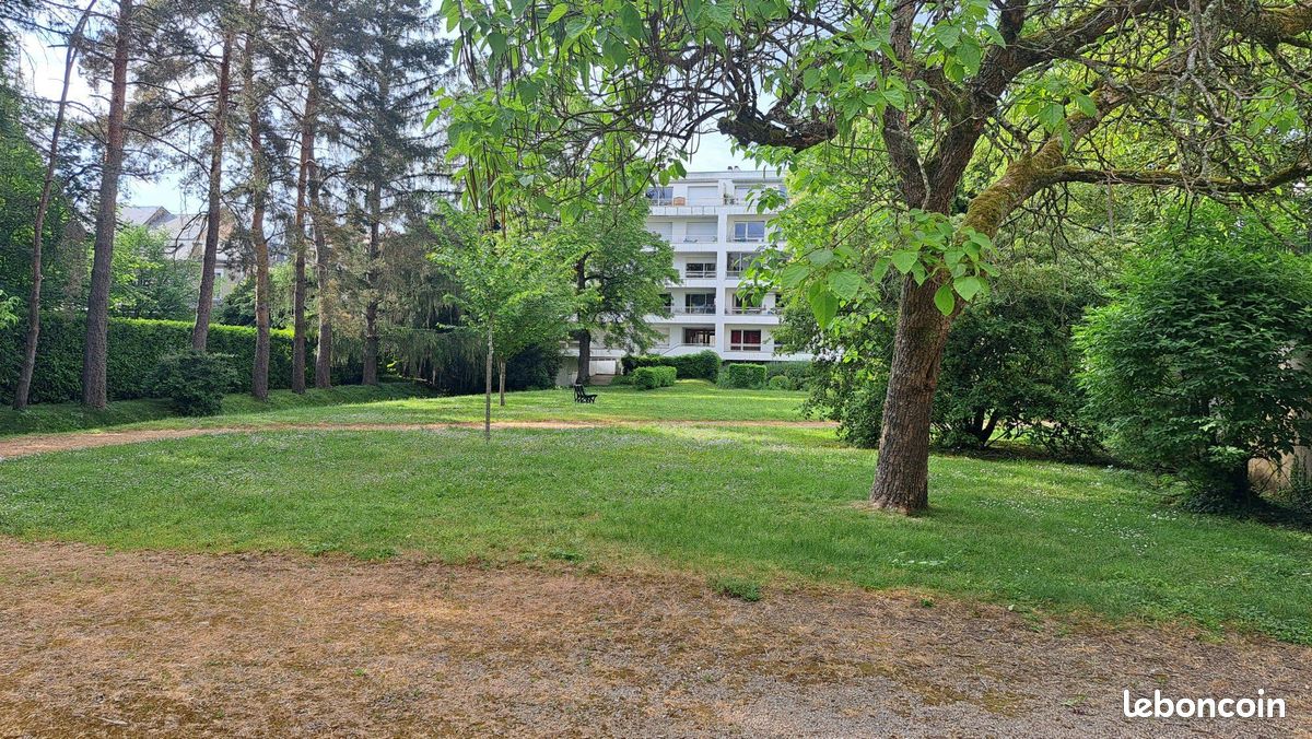 Appartement 5 pièces 90 m² · à Poitiers · 90 m² · 156 000 €