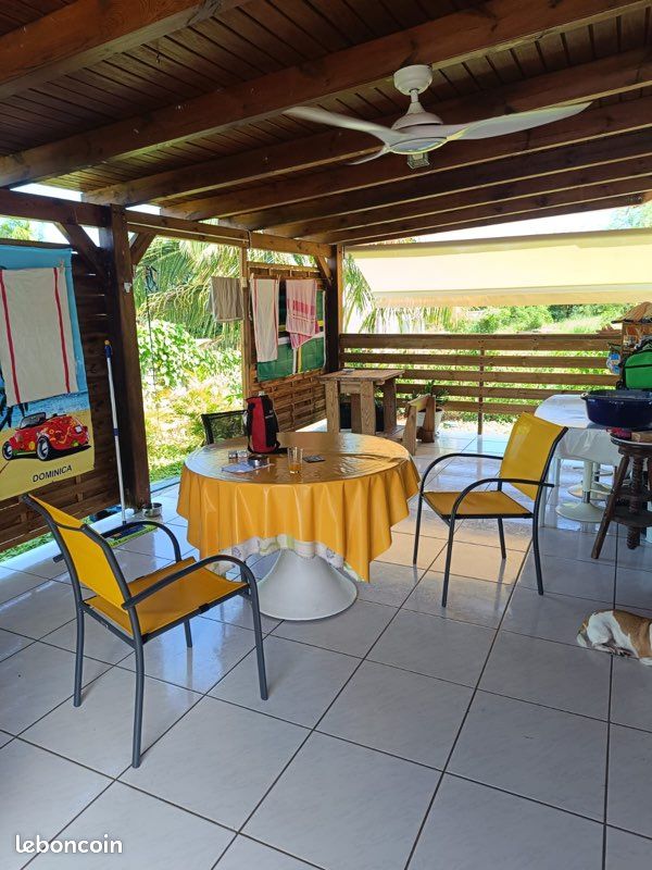 Maison 3 pièces 70 m² · à Saint-François · 70 m² · 900 €