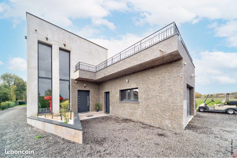 Maison 10 pièces 300 m² · à Montauban · 300 m² · 690 000 €
