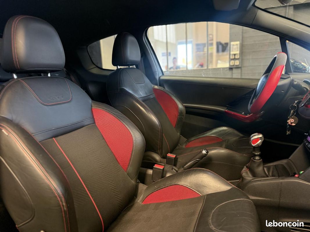 PEUGEOT 208 GTI 1.6i 200 CH - GARANTIE 6 MOIS (image 14)