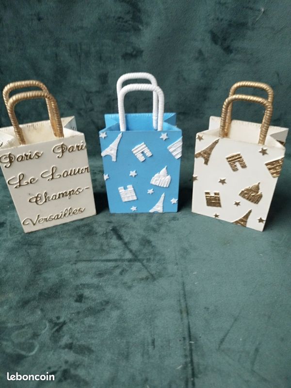 Porte crayons souvenirs de Paris (image 1)