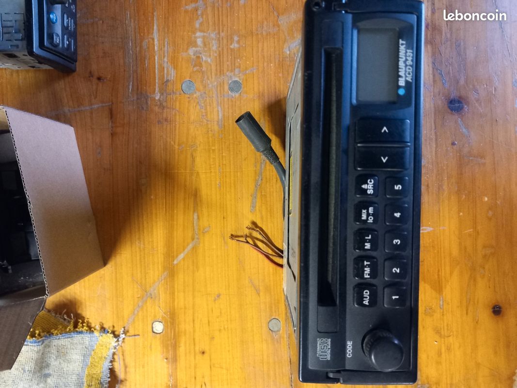 Poste autoradio cd blaupunkt (image 1)