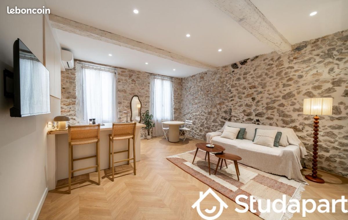 Appartement 2 pièces 38 m² · à Antibes · 38 m² · 900 €