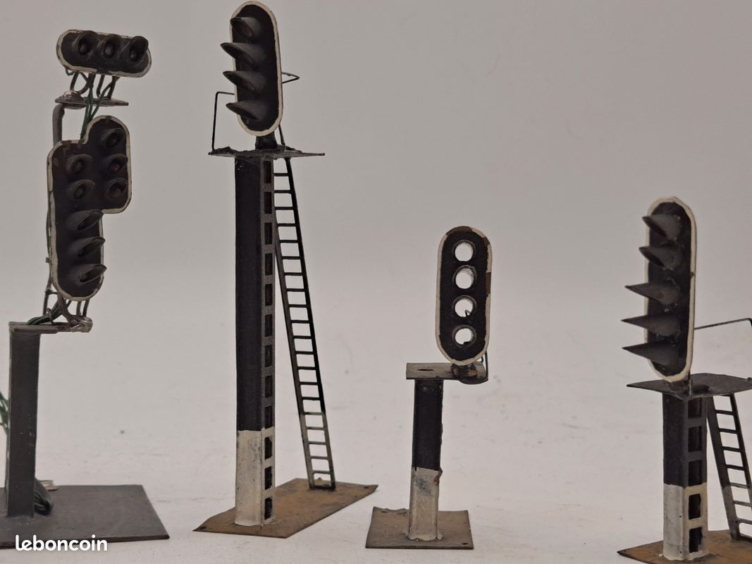 ZYWUOY – Lot De 2 Signaux Ferroviaires LED Bicolores échelle HO/OO, Métal Fin, 3V, Avec Résistances – Modélisme